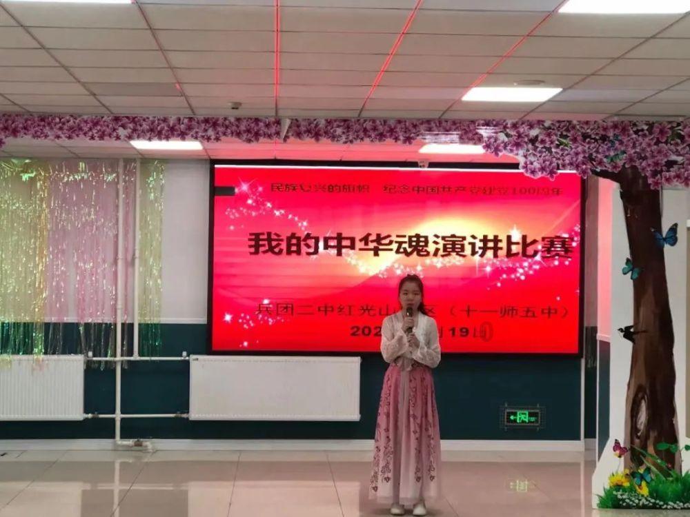 高性价比爆款旗舰，支持30w无线充，5分钟卖出30万台